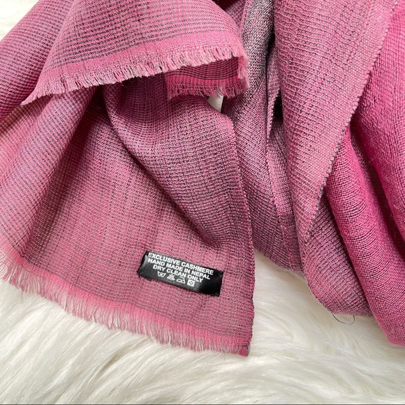 NEW 100% CASHMERE SCARF / SHAWL - Picture 3 of 7